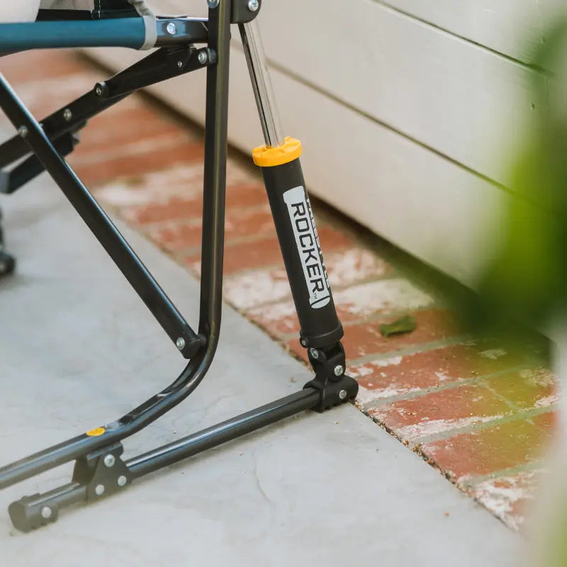 Freestyle Rocker™ with Side Table | Cut UQ21
